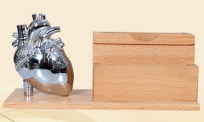 metal table top steel heart with box